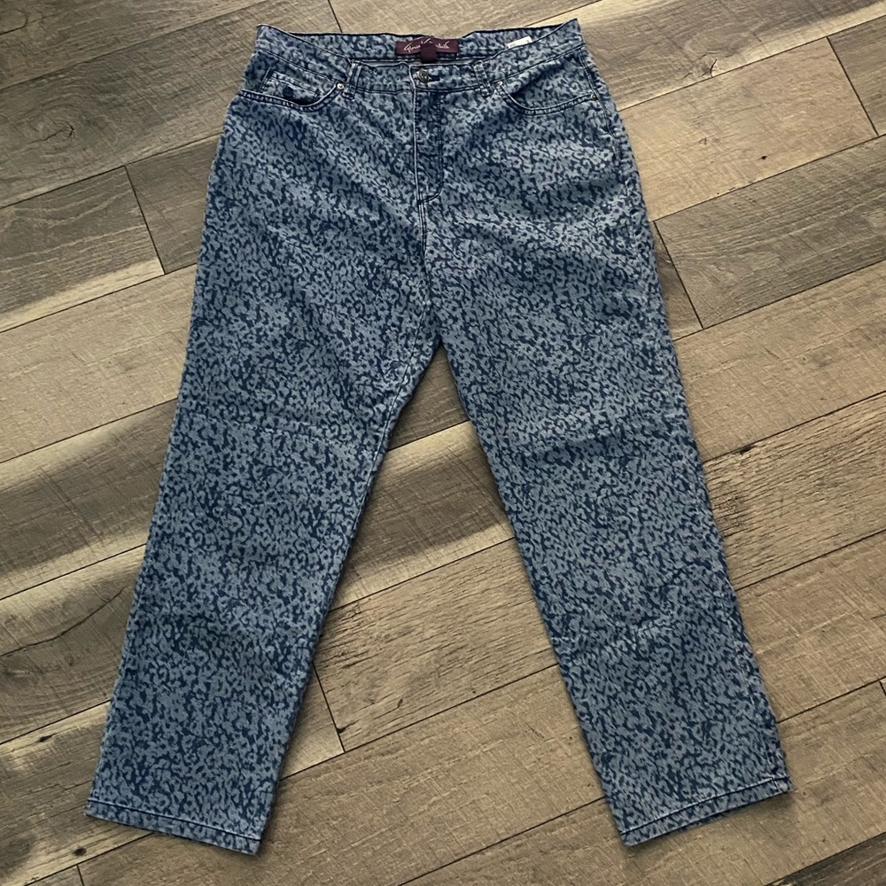 Gloria Vanderbilt Cheetah print jeans size 14 boyfriend jeans